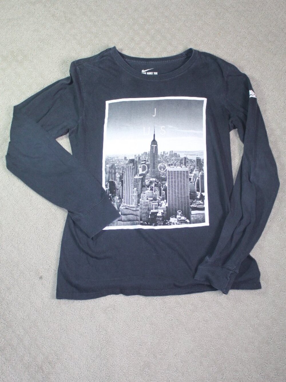 Nike Size S The Nike Tee Black Just Do It New York Image Long Sleeve T-Shirt